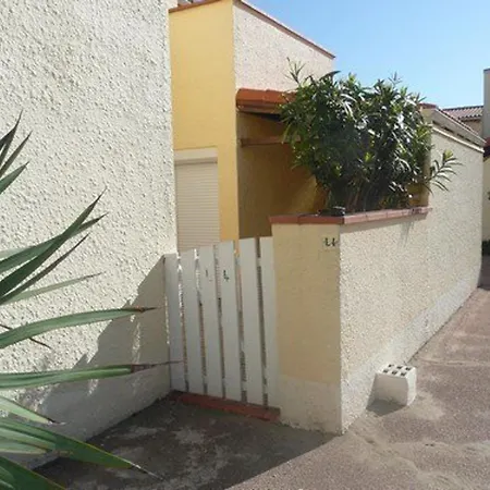 T2 Calme Avec Terrasse, Parking, A 200m De La - - Fr-1-529-118